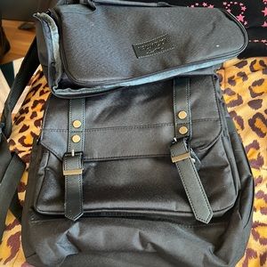 Yalundisi travel laptop bag black brand new never used